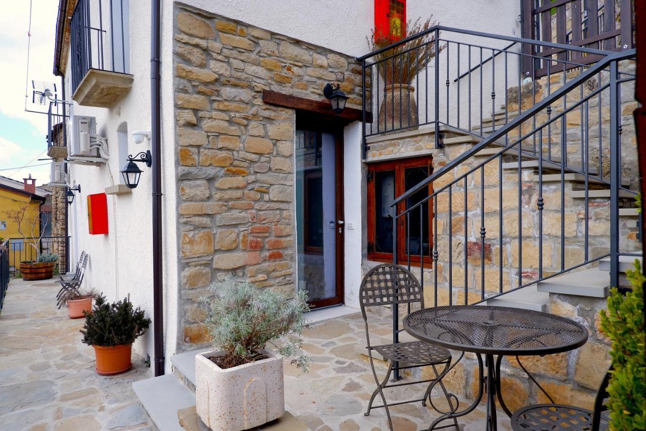 Eureka Room & Breakfast Pietrapertosa Exterior photo